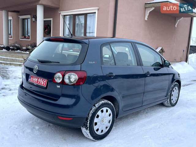 Синий Фольксваген Гольф Плюс, объемом двигателя 1.6 л и пробегом 214 тыс. км за 5250 $, фото 7 на Automoto.ua