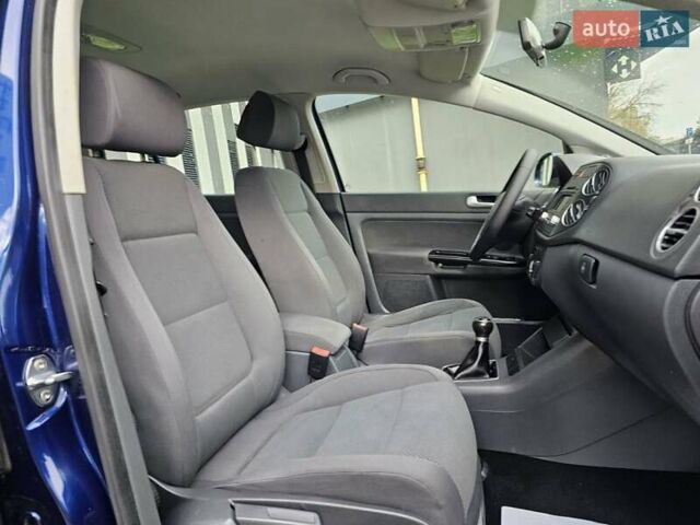 Синий Фольксваген Гольф Плюс, объемом двигателя 1.6 л и пробегом 198 тыс. км за 6390 $, фото 15 на Automoto.ua