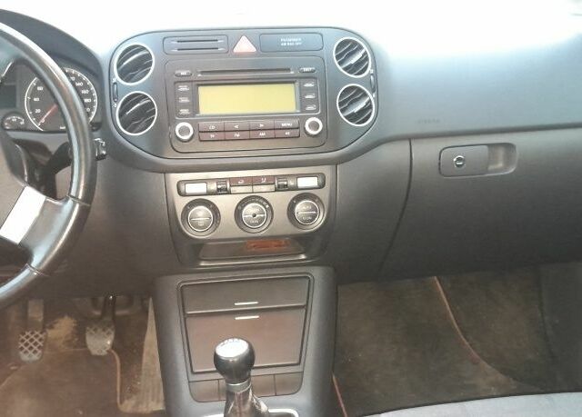 Синій Фольксваген Golf Plus, об'ємом двигуна 1.4 л та пробігом 230 тис. км за 5600 $, фото 4 на Automoto.ua
