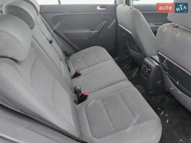 Синій Фольксваген Golf Plus, об'ємом двигуна 1.6 л та пробігом 221 тис. км за 6200 $, фото 25 на Automoto.ua