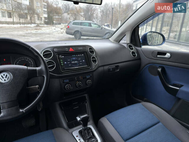 Синій Фольксваген Golf Plus, об'ємом двигуна 1.6 л та пробігом 303 тис. км за 6850 $, фото 46 на Automoto.ua