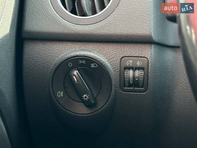 Синій Фольксваген Golf Plus, об'ємом двигуна 1.6 л та пробігом 191 тис. км за 5490 $, фото 16 на Automoto.ua