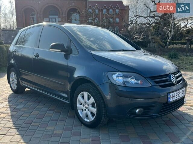 Синий Фольксваген Гольф Плюс, объемом двигателя 1.6 л и пробегом 170 тыс. км за 6500 $, фото 2 на Automoto.ua