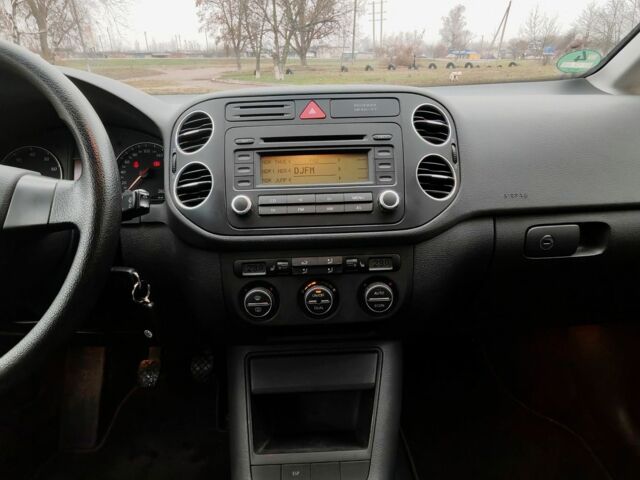 Синий Фольксваген Гольф Плюс, объемом двигателя 1.6 л и пробегом 172 тыс. км за 6200 $, фото 16 на Automoto.ua