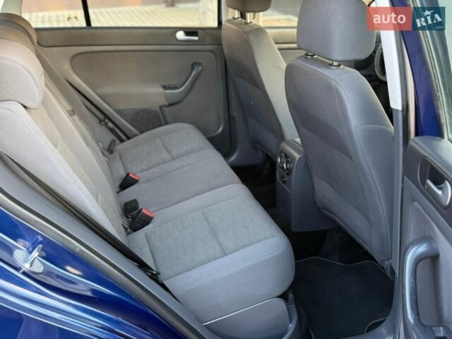 Синий Фольксваген Гольф Плюс, объемом двигателя 1.6 л и пробегом 180 тыс. км за 5999 $, фото 73 на Automoto.ua