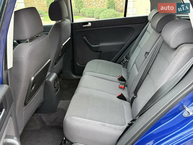 Синий Фольксваген Гольф Плюс, объемом двигателя 1.6 л и пробегом 202 тыс. км за 5900 $, фото 59 на Automoto.ua