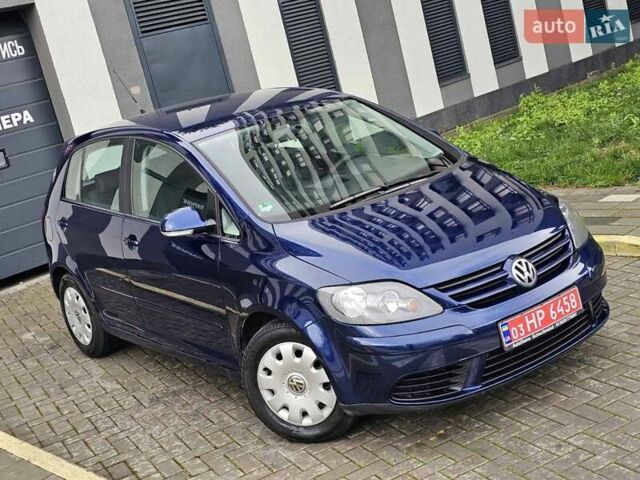 Синий Фольксваген Гольф Плюс, объемом двигателя 1.6 л и пробегом 198 тыс. км за 6390 $, фото 1 на Automoto.ua