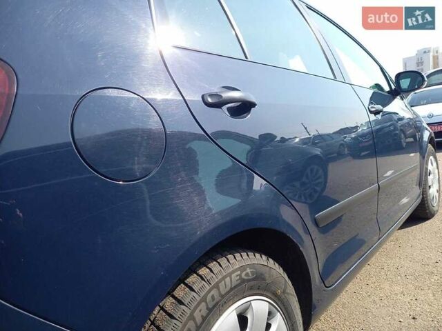 Синій Фольксваген Golf Plus, об'ємом двигуна 1.6 л та пробігом 194 тис. км за 5800 $, фото 6 на Automoto.ua