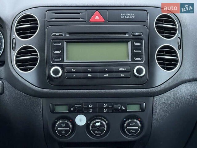 Синій Фольксваген Golf Plus, об'ємом двигуна 1.4 л та пробігом 172 тис. км за 5250 $, фото 22 на Automoto.ua