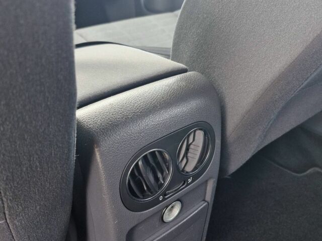 Синий Фольксваген Гольф Плюс, объемом двигателя 1.4 л и пробегом 269 тыс. км за 5900 $, фото 23 на Automoto.ua