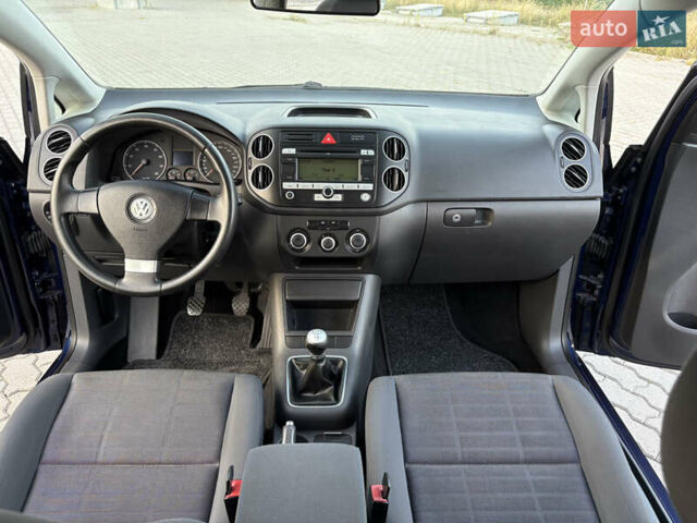 Синій Фольксваген Golf Plus, об'ємом двигуна 1.6 л та пробігом 198 тис. км за 5950 $, фото 14 на Automoto.ua