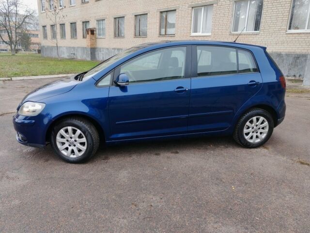 Синий Фольксваген Гольф Плюс, объемом двигателя 1.6 л и пробегом 172 тыс. км за 6200 $, фото 3 на Automoto.ua