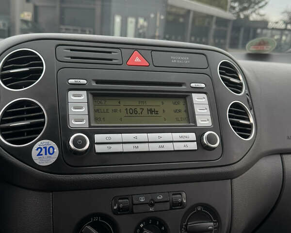 Синій Фольксваген Golf Plus, об'ємом двигуна 1.6 л та пробігом 210 тис. км за 5999 $, фото 39 на Automoto.ua
