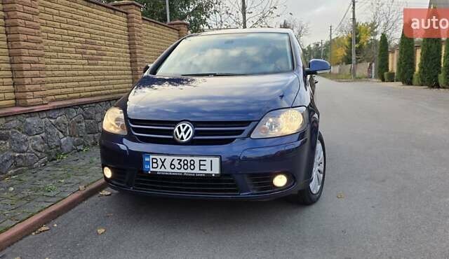 Синий Фольксваген Гольф Плюс, объемом двигателя 1.6 л и пробегом 260 тыс. км за 7500 $, фото 15 на Automoto.ua