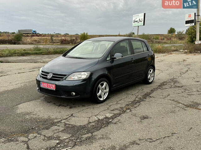 Фольксваген Гольф Плюс 2007 в Корсунь-Шевченковском на Automoto.ua Синий Фольксваген Гольф Плюс, объемом двигателя 1.6 л и пробегом 220 тыс. км за 5999 $, фото 2 на Automoto.ua