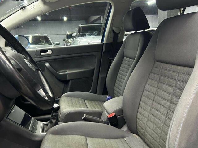 Фольксваген Гольф Плюс 2007 в Черновцах на Automoto.ua Синий Фольксваген Гольф Плюс, объемом двигателя 1.4 л и пробегом 195 тыс. км за 5300 $, фото 9 на Automoto.ua