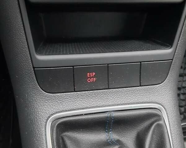 Синій Фольксваген Golf Plus, об'ємом двигуна 1.4 л та пробігом 201 тис. км за 5999 $, фото 15 на Automoto.ua