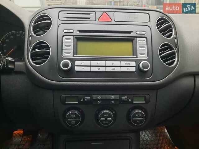 Синій Фольксваген Golf Plus, об'ємом двигуна 1.4 л та пробігом 201 тис. км за 5999 $, фото 12 на Automoto.ua