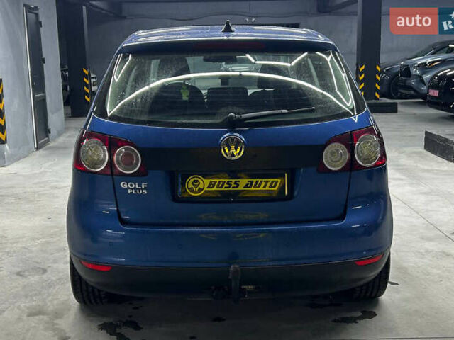 Синий Фольксваген Гольф Плюс, объемом двигателя 1.39 л и пробегом 195 тыс. км за 5300 $, фото 4 на Automoto.ua