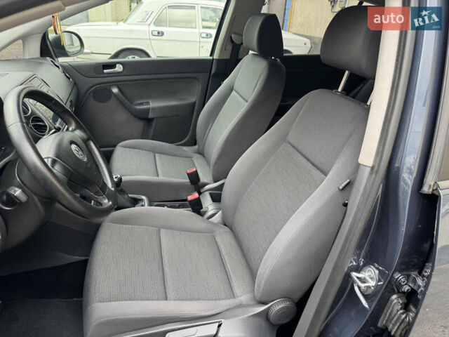 Синій Фольксваген Golf Plus, об'ємом двигуна 1.6 л та пробігом 191 тис. км за 5999 $, фото 14 на Automoto.ua