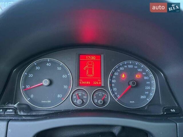 Синий Фольксваген Гольф Плюс, объемом двигателя 1.4 л и пробегом 170 тыс. км за 5290 $, фото 20 на Automoto.ua