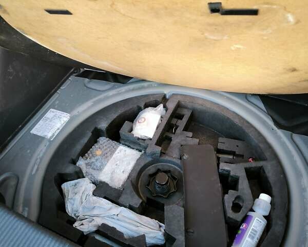 Синий Фольксваген Гольф Плюс, объемом двигателя 1.4 л и пробегом 202 тыс. км за 6500 $, фото 13 на Automoto.ua