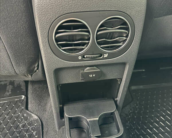 Синій Фольксваген Golf Plus, об'ємом двигуна 1.4 л та пробігом 184 тис. км за 6900 $, фото 8 на Automoto.ua