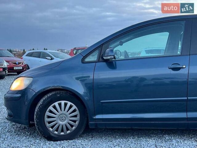Синий Фольксваген Гольф Плюс, объемом двигателя 1.4 л и пробегом 170 тыс. км за 5290 $, фото 3 на Automoto.ua