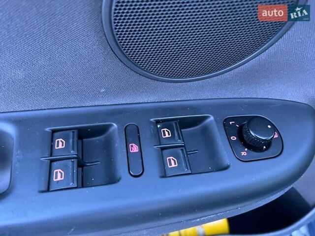 Синий Фольксваген Гольф Плюс, объемом двигателя 1.4 л и пробегом 170 тыс. км за 5290 $, фото 15 на Automoto.ua