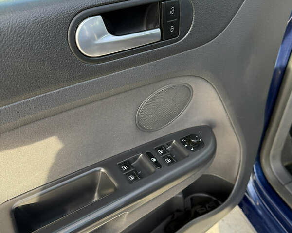 Синий Фольксваген Гольф Плюс, объемом двигателя 1.4 л и пробегом 190 тыс. км за 5999 $, фото 19 на Automoto.ua