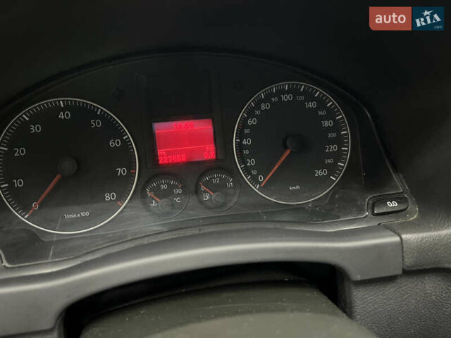 Синій Фольксваген Golf Plus, об'ємом двигуна 0 л та пробігом 220 тис. км за 5700 $, фото 11 на Automoto.ua