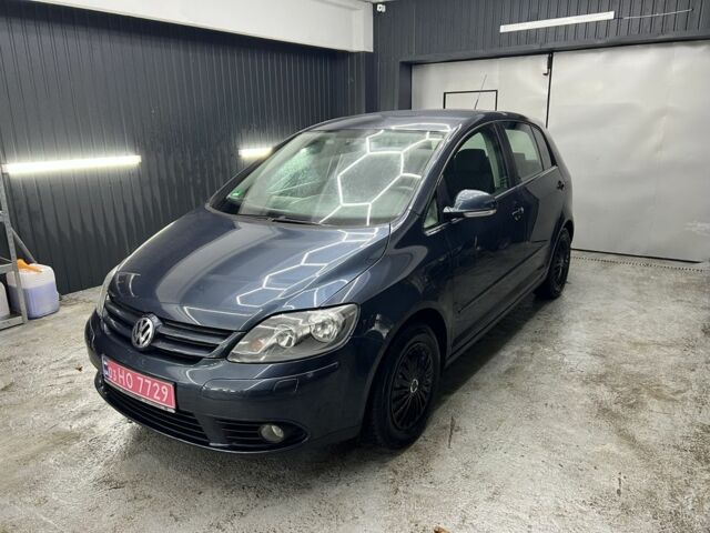 Синий Фольксваген Гольф Плюс, объемом двигателя 1.6 л и пробегом 220 тыс. км за 5700 $, фото 1 на Automoto.ua