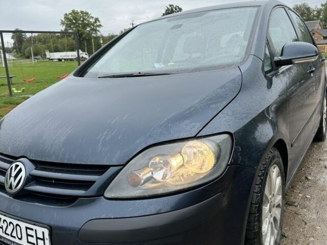 Синій Фольксваген Golf Plus, об'ємом двигуна 1.4 л та пробігом 230 тис. км за 6500 $, фото 4 на Automoto.ua