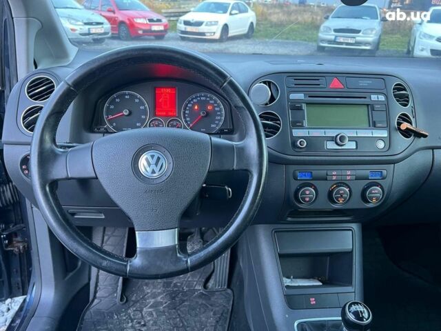 Синий Фольксваген Гольф Плюс, объемом двигателя 1.4 л и пробегом 170 тыс. км за 5290 $, фото 21 на Automoto.ua