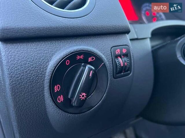 Синий Фольксваген Гольф Плюс, объемом двигателя 1.4 л и пробегом 170 тыс. км за 5290 $, фото 19 на Automoto.ua