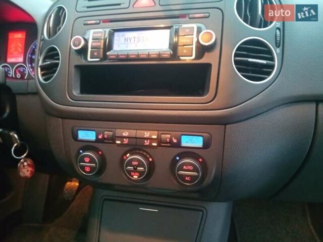 Синій Фольксваген Golf Plus, об'ємом двигуна 1.4 л та пробігом 253 тис. км за 5899 $, фото 5 на Automoto.ua