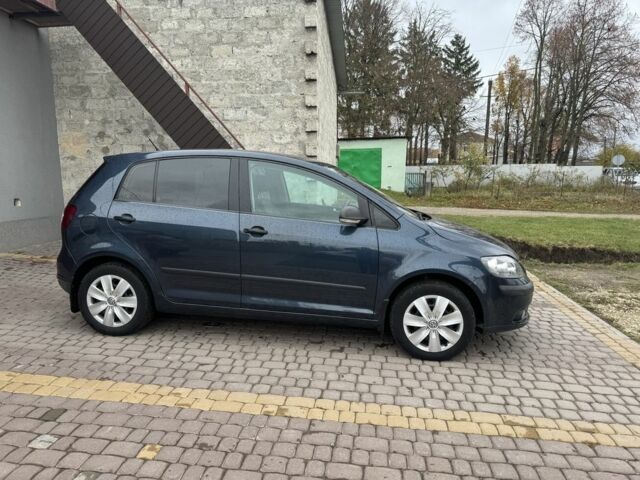 Синий Фольксваген Гольф Плюс, объемом двигателя 1.6 л и пробегом 191 тыс. км за 5999 $, фото 1 на Automoto.ua