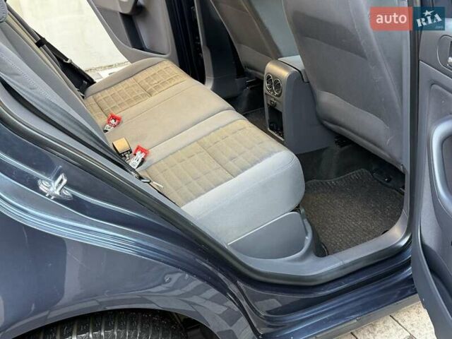 Синий Фольксваген Гольф Плюс, объемом двигателя 1.6 л и пробегом 217 тыс. км за 6200 $, фото 49 на Automoto.ua