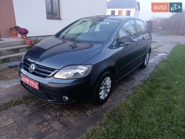 Синий Фольксваген Гольф Плюс, объемом двигателя 1.6 л и пробегом 162 тыс. км за 6500 $, фото 1 на Automoto.ua