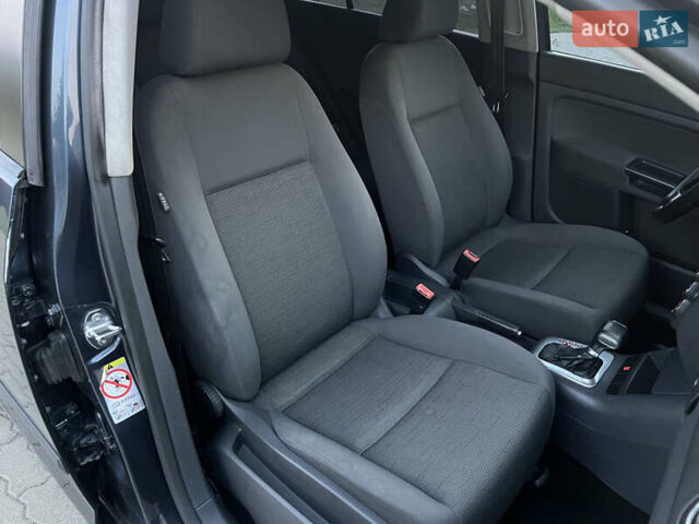 Синий Фольксваген Гольф Плюс, объемом двигателя 1.6 л и пробегом 195 тыс. км за 6200 $, фото 28 на Automoto.ua