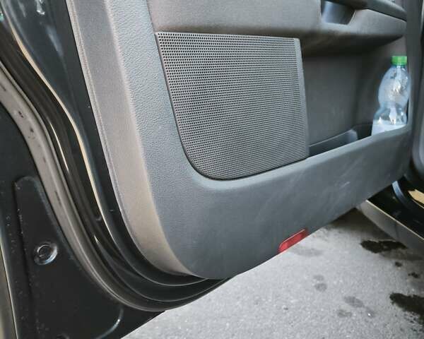 Синий Фольксваген Гольф Плюс, объемом двигателя 1.4 л и пробегом 202 тыс. км за 6500 $, фото 5 на Automoto.ua