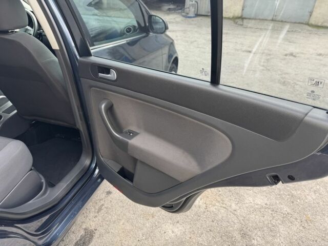 Синий Фольксваген Гольф Плюс, объемом двигателя 1.6 л и пробегом 191 тыс. км за 5999 $, фото 20 на Automoto.ua