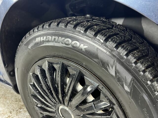 Синий Фольксваген Гольф Плюс, объемом двигателя 1.6 л и пробегом 220 тыс. км за 5700 $, фото 22 на Automoto.ua