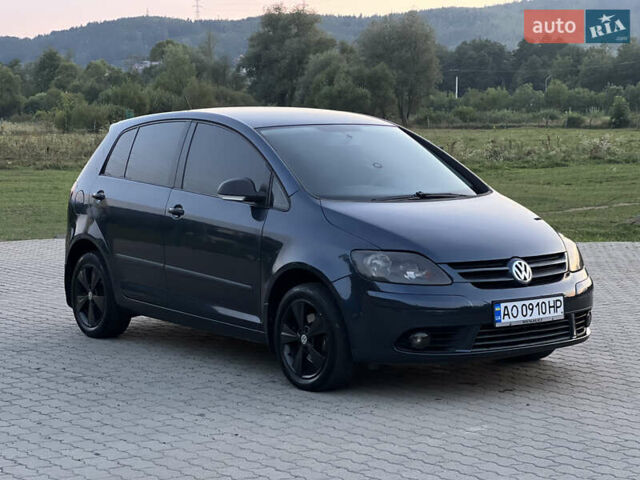 Синий Фольксваген Гольф Плюс, объемом двигателя 1.6 л и пробегом 195 тыс. км за 6200 $, фото 10 на Automoto.ua