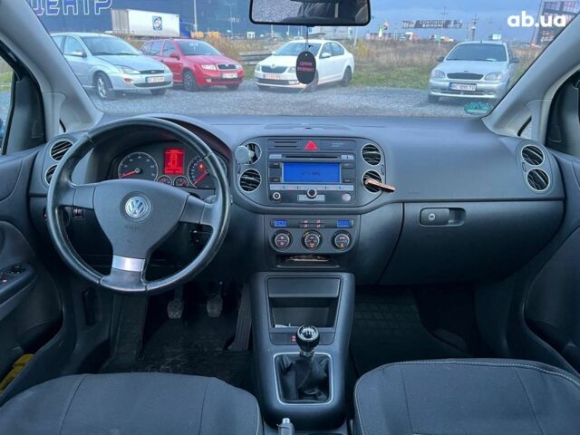 Синий Фольксваген Гольф Плюс, объемом двигателя 1.4 л и пробегом 170 тыс. км за 5290 $, фото 32 на Automoto.ua