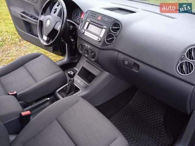 Синий Фольксваген Гольф Плюс, объемом двигателя 1.4 л и пробегом 250 тыс. км за 6400 $, фото 19 на Automoto.ua