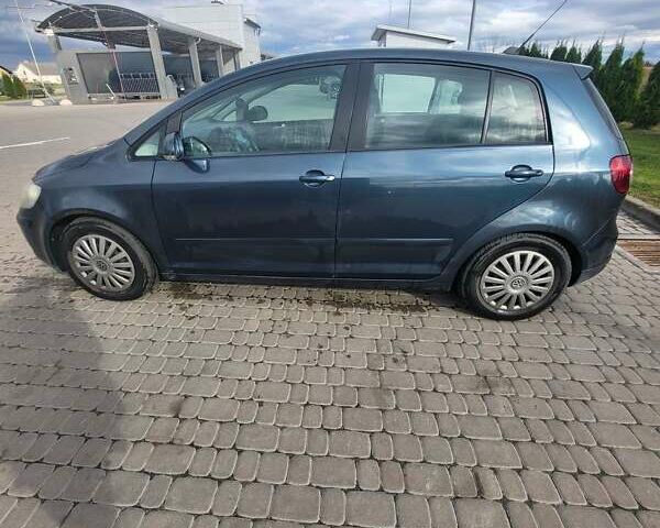 Синий Фольксваген Гольф Плюс, объемом двигателя 1.4 л и пробегом 174 тыс. км за 5100 $, фото 2 на Automoto.ua