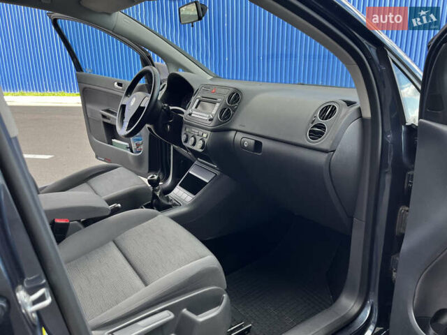 Синий Фольксваген Гольф Плюс, объемом двигателя 1.6 л и пробегом 167 тыс. км за 6300 $, фото 41 на Automoto.ua