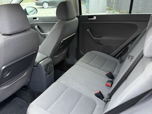 Синий Фольксваген Гольф Плюс, объемом двигателя 1.9 л и пробегом 1 тыс. км за 3850 $, фото 6 на Automoto.ua