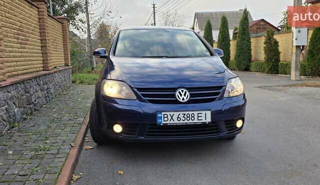 Синий Фольксваген Гольф Плюс, объемом двигателя 1.6 л и пробегом 260 тыс. км за 7500 $, фото 17 на Automoto.ua